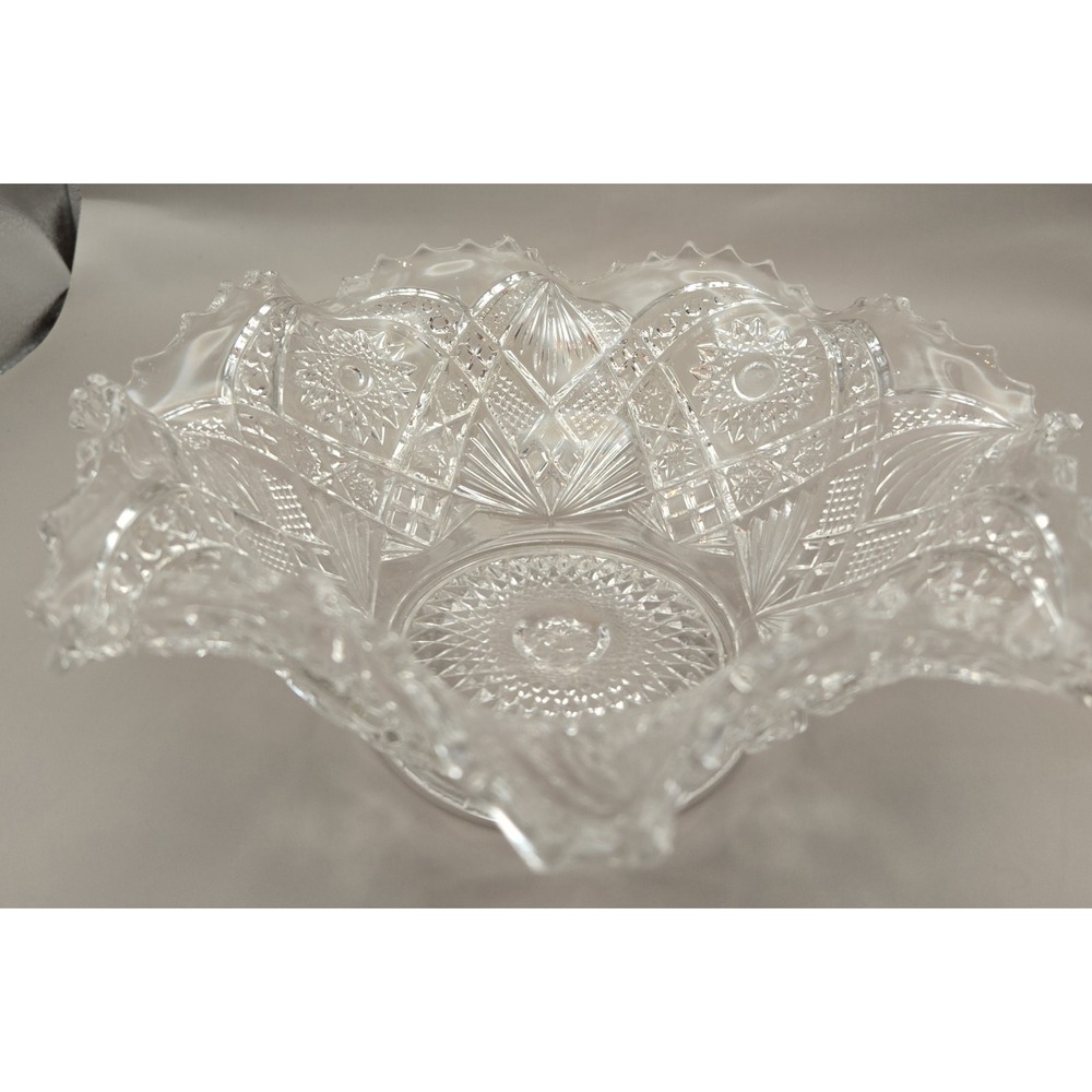 Vintage Serving Bowl Pressed Glass‎ Sawtooth Rim Folded Edges.